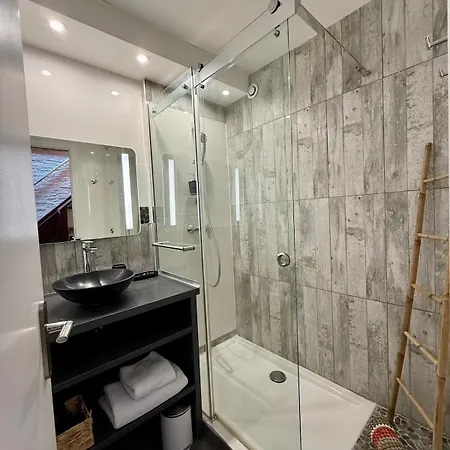 Le Duplex D'helene Centre Climatise Apartmán